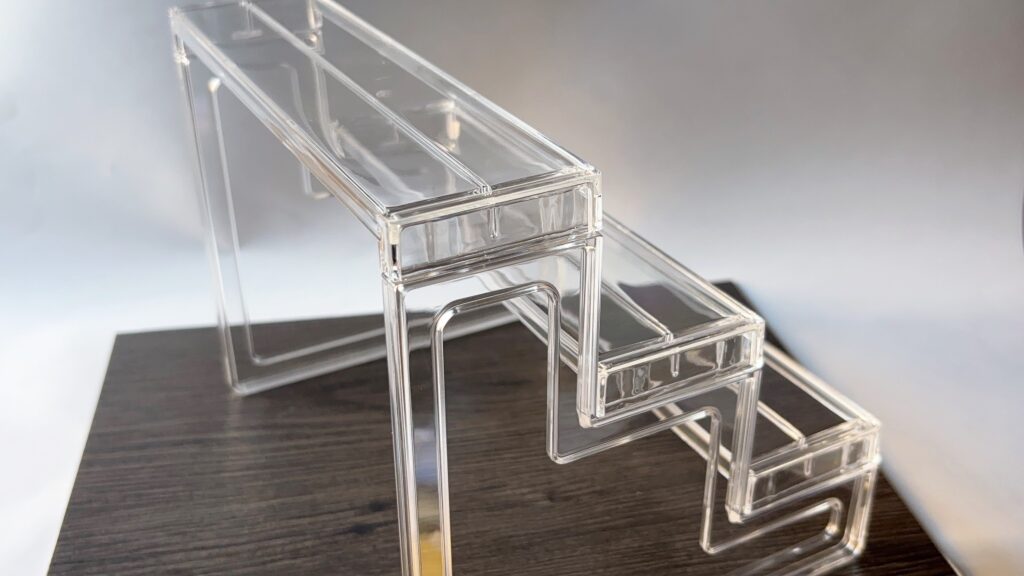 ダイソーディスプレイステージ斜め後ろからの写真