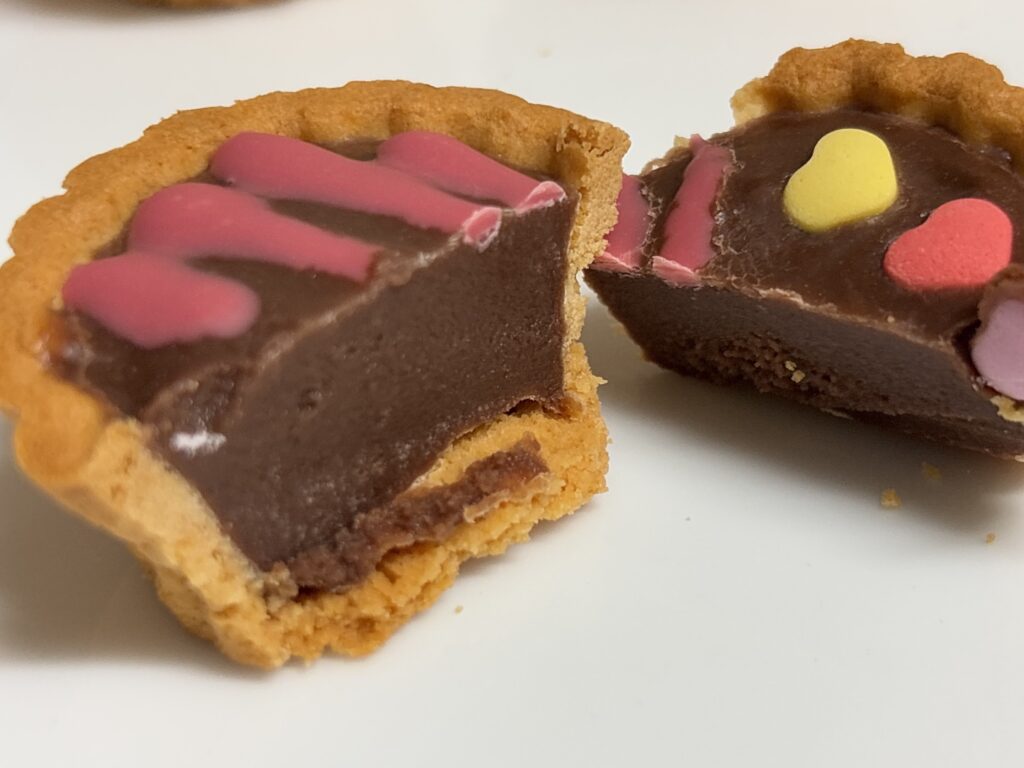 生チョコタルトカップの断面