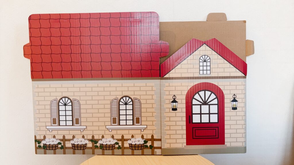 セリアペット用ハウスをパッケージから出した